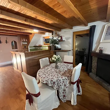 Blanc Le Duplex *
