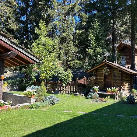 Blanc Le Duplex Apartman Courmayeur